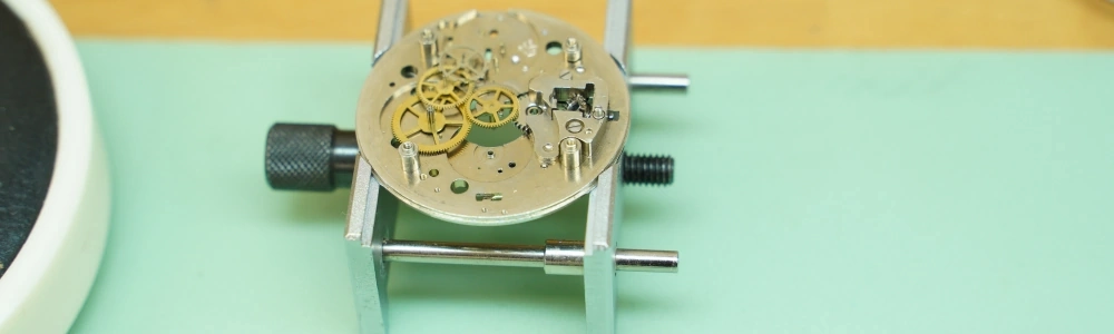 Movement Holder - Watchmaking Tools